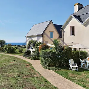 Hébergement de vacances Localise - Maison E2 Au - A 20m De La Avec Jardin Et Piscine - à Pied, Plage, Port, Centre Commerces, Marché - Wifi Inclus - Vue De La - Animaux Bienvenus - Linge De Lit Inclus, Guilvinec