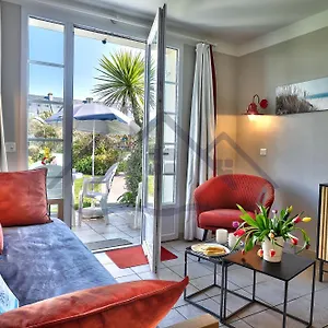 Hébergement de vacances Localise - Maison G5 Au - A 50m De La Avec Jardin Et Piscine - à Pied, Plages, Port, Centre, Commerces, Marché - Wifi Inclus - Animaux Bienvenus - Linge De Lit Inclus, Guilvinec